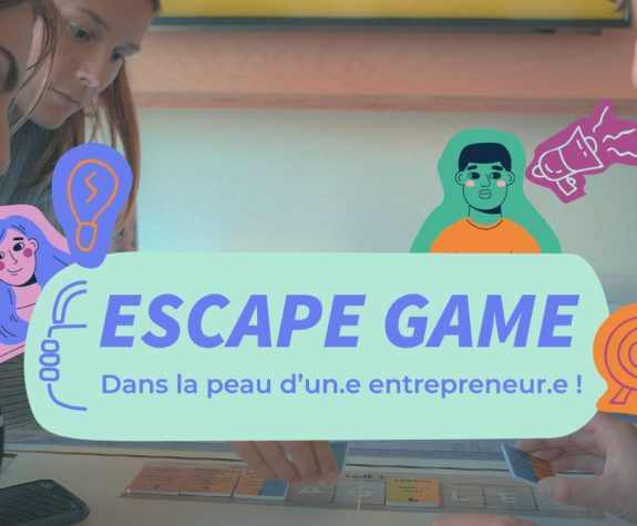 Vos étudiants deviennent des apprentis entrepreneurs avec notre Escape Game. Objectifs : Jeu immersif et ludique pour découvrir les 8 étapes de la création d’entreprise, avec de nombreuses énigmes. Que ce soit pour une session découverte, ou pour une introduction à un module entrepreneuriat, ce jeu vous permettra de sensibiliser vos étudiant.es à l’entrepreneuriat de manière fun. Résumé du jeu : en groupe de 4 à 6 personnes, les apprentis entrepreneur.es implantent leur projet à Smart City, en passant par les 8 étapes de la création d’entreprise (trouver une idée, réaliser une étude de marché, réfléchir à la structure juridique, aux financements…) par le pépite PDL Nantes